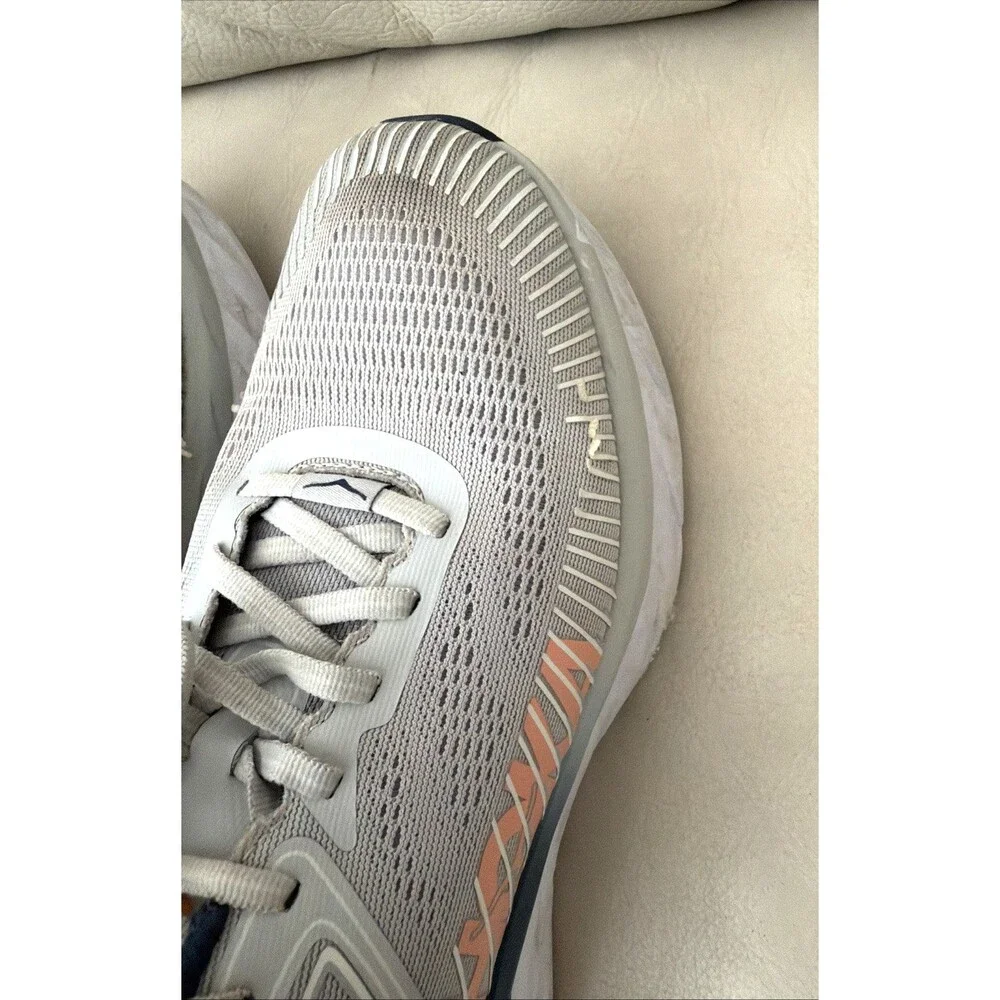Hoka One One hoka bondi